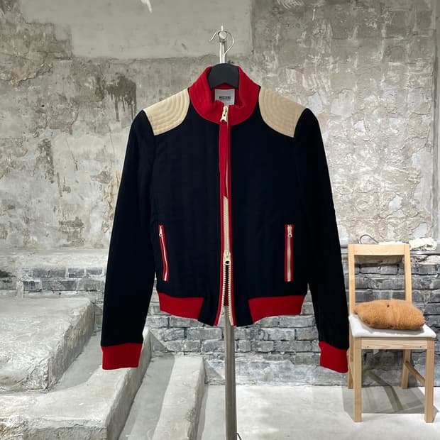 모스키노 배색 패치 투 웨이 집업 자켓