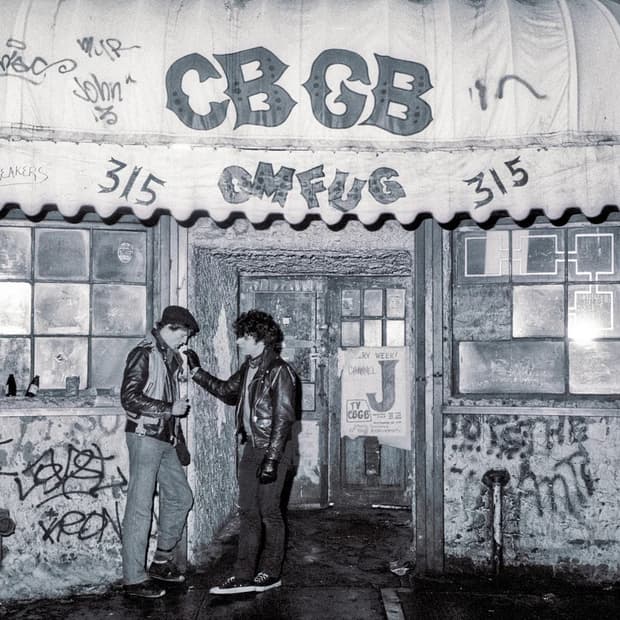 CBGB & OMFUG 티셔츠