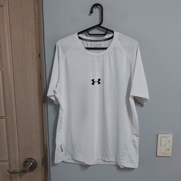 언더아머 남성95 반팔