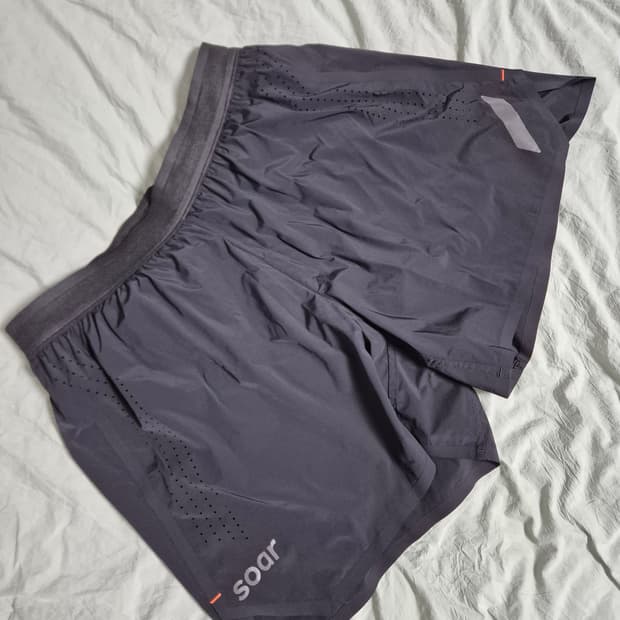 소어 러닝 쇼츠 L 블랙 판매합니다.