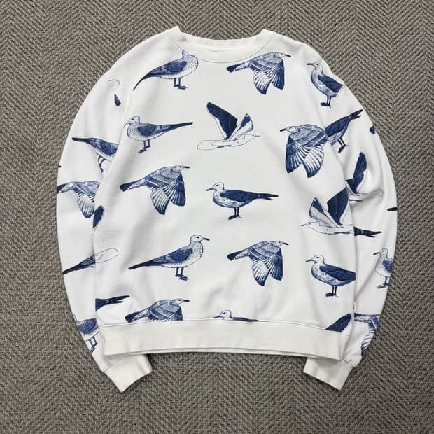 오베이 프로파간다 그래픽패턴 맨투맨 v2625