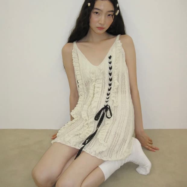 시눈Crochet Ribbon Tie Sleeveless Dress