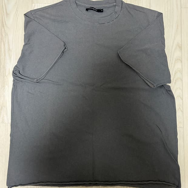 해칭룸 tooth tee 2사이즈