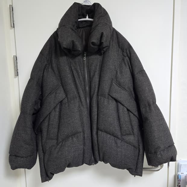 SYSTEM 시스템 옴므 하이넥 구스 다운 패딩 95