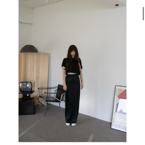 프레클 실크 스커트