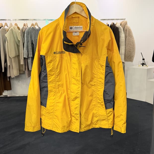 [L] 컬럼비아 USA 아카이브 바람막이