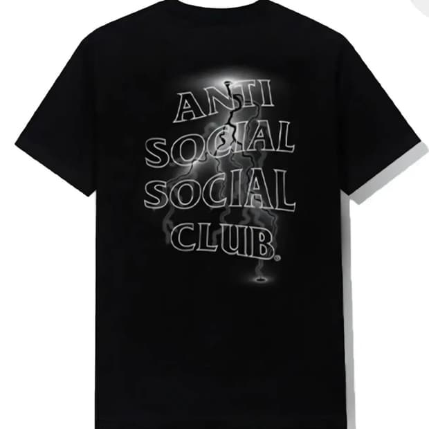 (새 상품) 안티소셜소셜클럽 트위스티드 티셔츠
