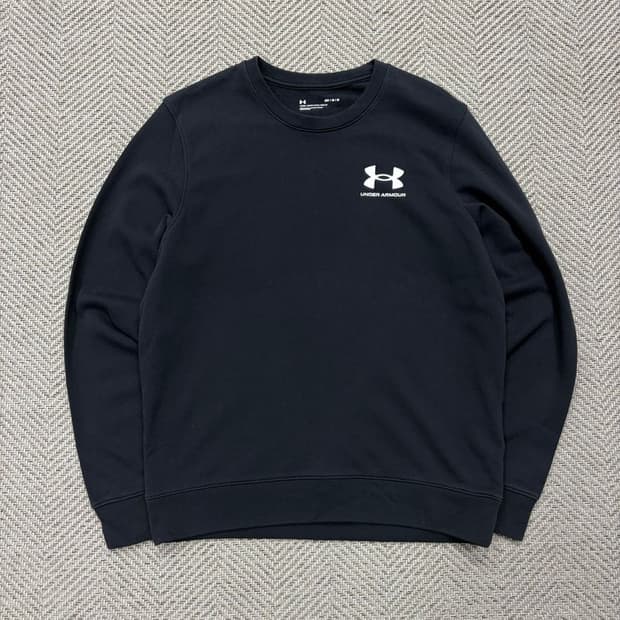 언더아머 베이직 로고 맨투맨 v2059