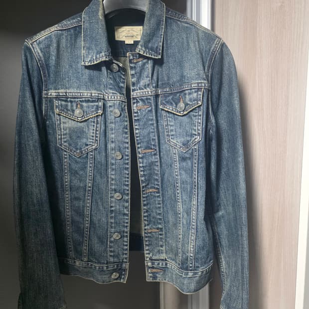 All Saints 워싱디테일 데님 자켓