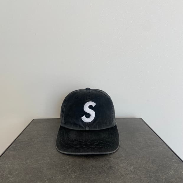 슈프림 피그먼트 워시드 블랙 에스로고 S로고 볼캡 모자 6패널 캡