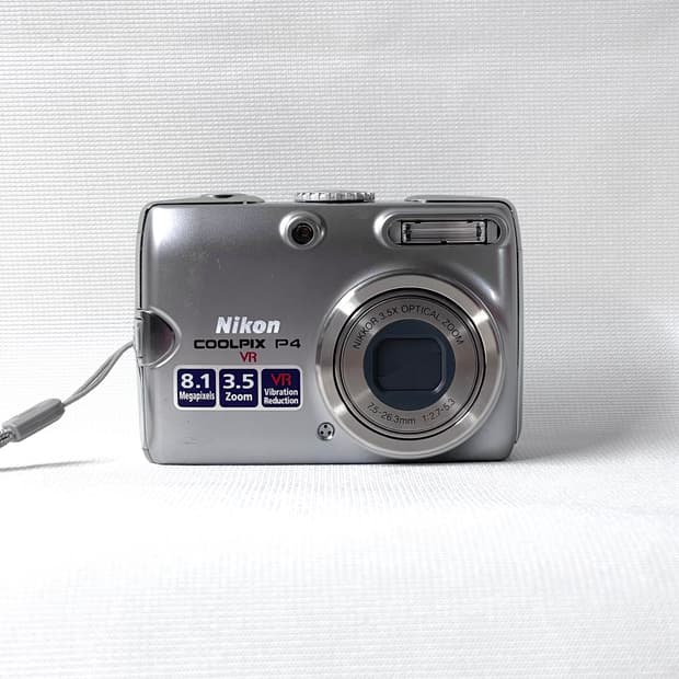 니콘 쿨픽스 p4 nikon coolpix p4