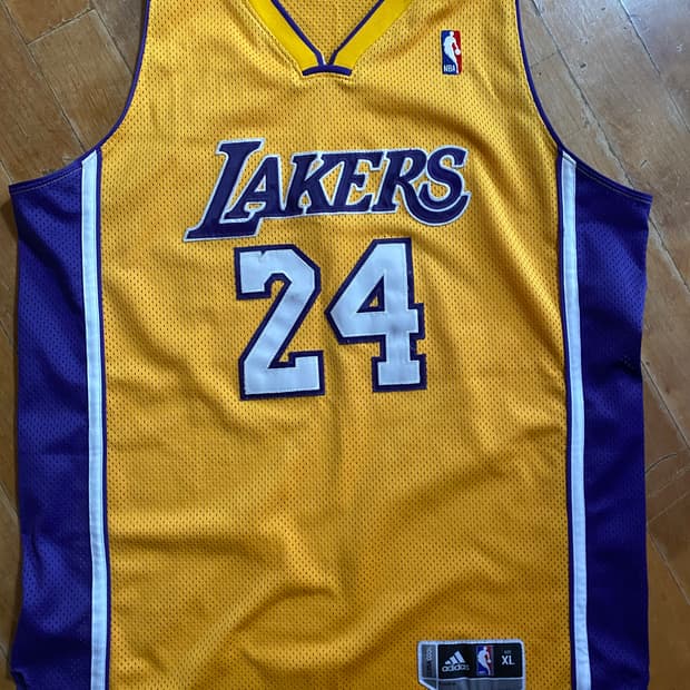 아디다스 NBA 레이커스 브라이언트 24번 유니폼 XL