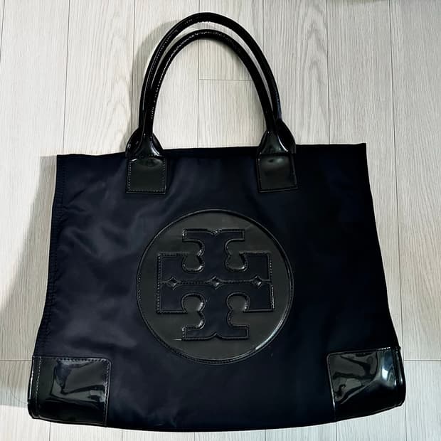 토리버치 블랙 토트백