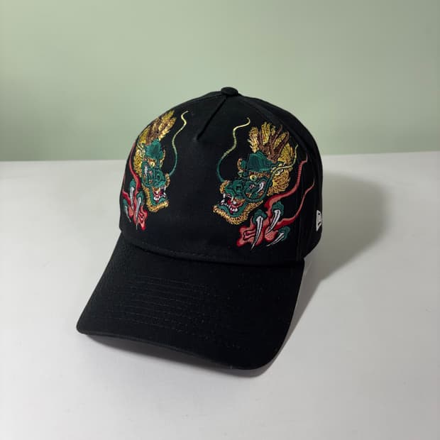 OS 뉴에라 X 마수미 이시카와 블랙 스카쟌 용 자수 볼캡