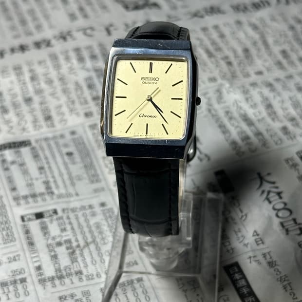 SEIKO quartz chronos