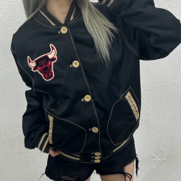 미첼앤 네스 90s 빈티지 불스로고 차콜 바시티 자켓 L