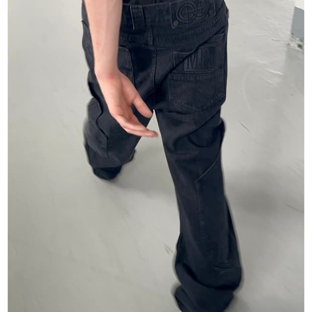 MPa CALF POCKET PANTS