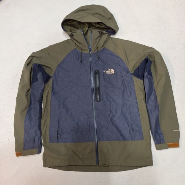 노스페이스  바람막이100