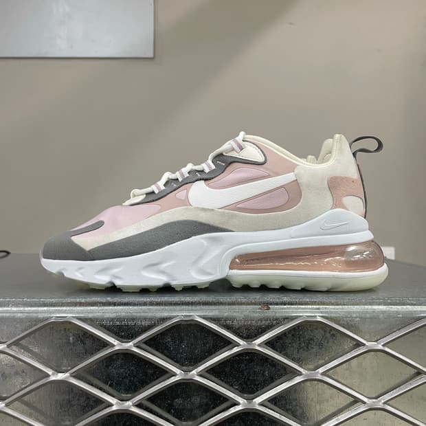 나이키 에어맥스 270 리액트 핑크 240