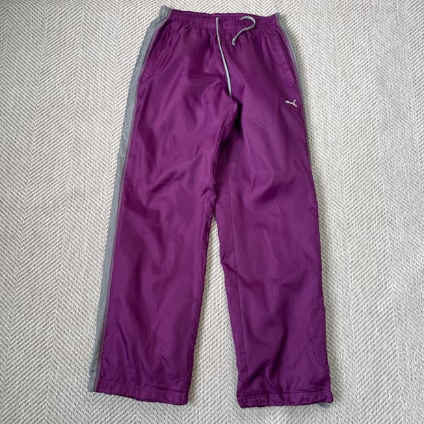 퓨마 나일론 로고 퍼플 트랙팬츠 