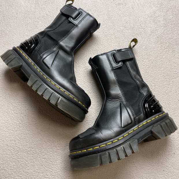 [38] 닥터마틴 AUDRICK CHELSEA HI -240-245