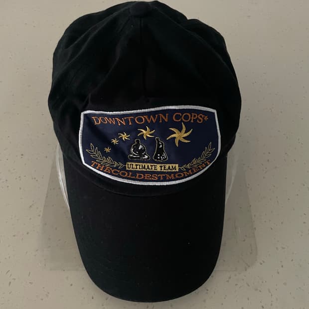 더콜디스트모먼트 볼캡