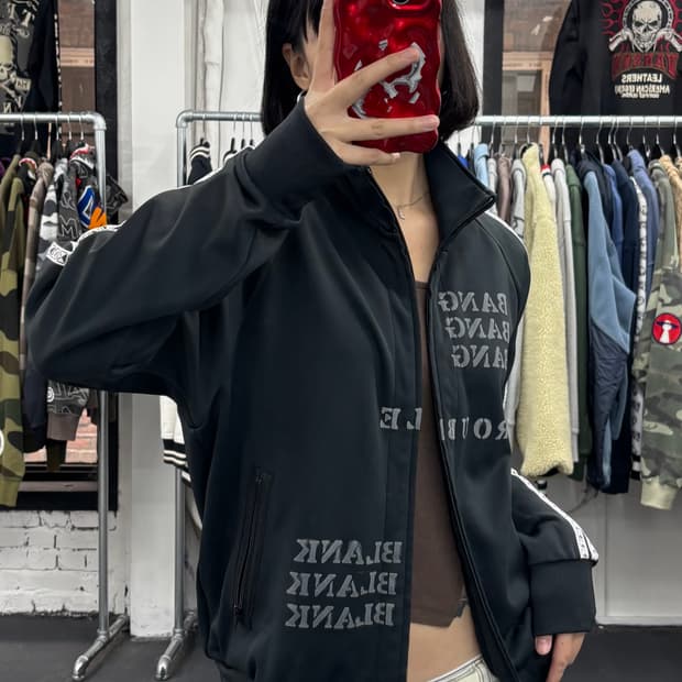 히스테릭 글래머 레터링 트랙자켓