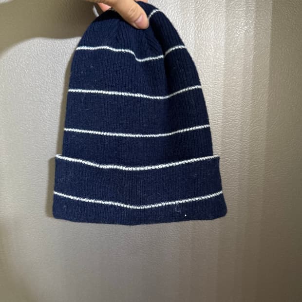 스트라이프 비니