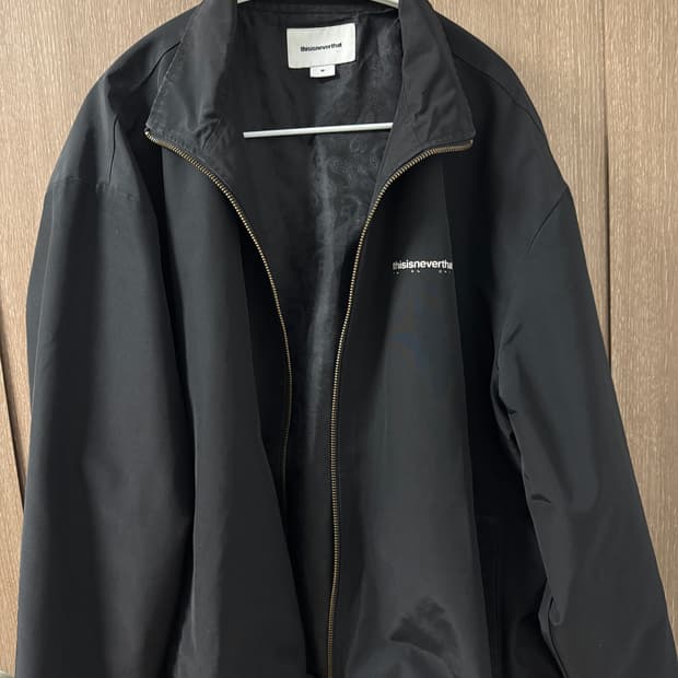 디스이즈네버댓 바람막이