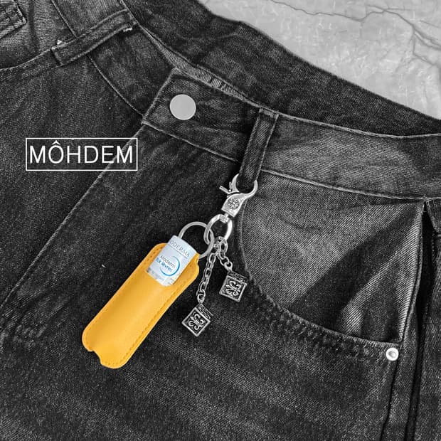 [Unsex] 립밤 케이스 크롬주사위 키링 열쇠고리