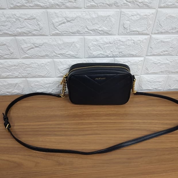 질스튜어트 미니 크로스백