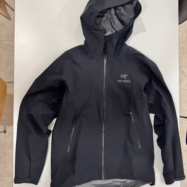 아크테릭스 베타lt 블랙(L)