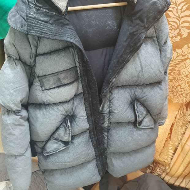 스톤아일랜드 텔라프로스트 패딩 M