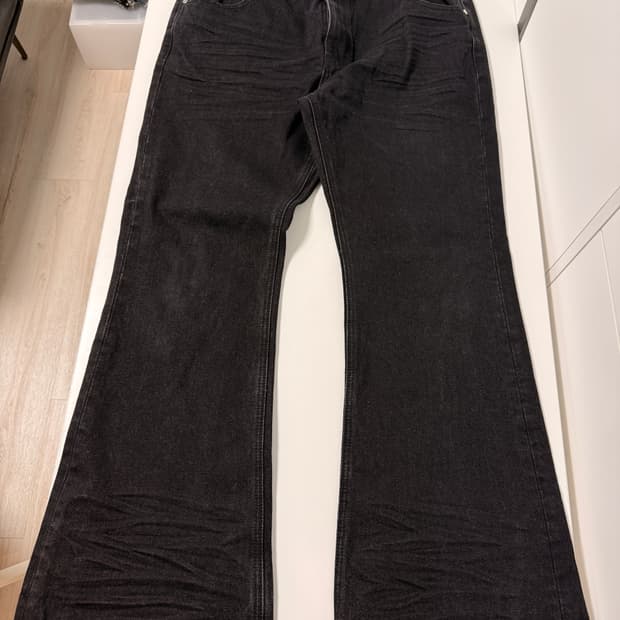 밀로아카이브 컨스트럭터 플레어 진 워시드 블랙