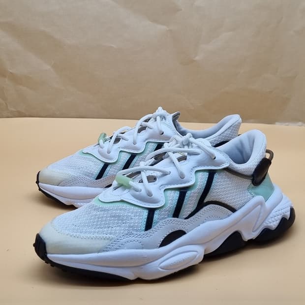 아디다스 오즈위고 운동화225.