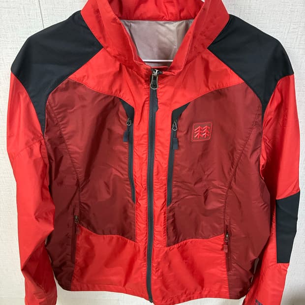 코오롱 스포츠 등산복 바람막이 100