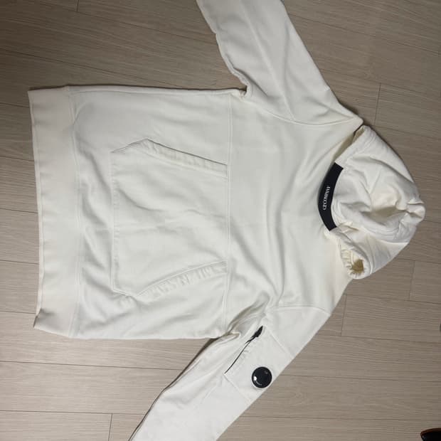 Cp컴퍼니 기본 후드티 화이트