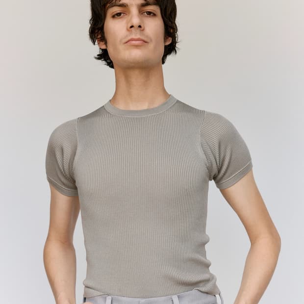 [초급처]RIER T-SHIRT IN FOG KNIT