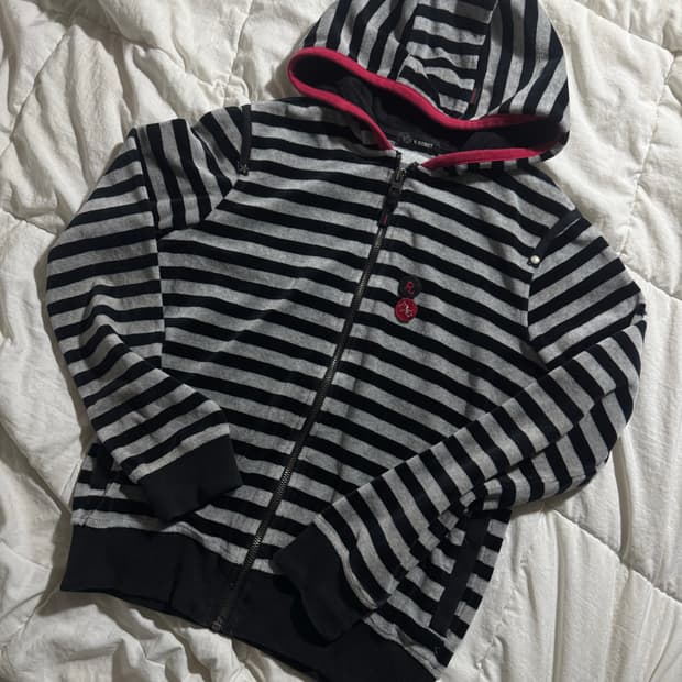 일본 빈티지 갸루 펑크 뱃지 디테일 스트라이프 슬림핏 후드집업 키치