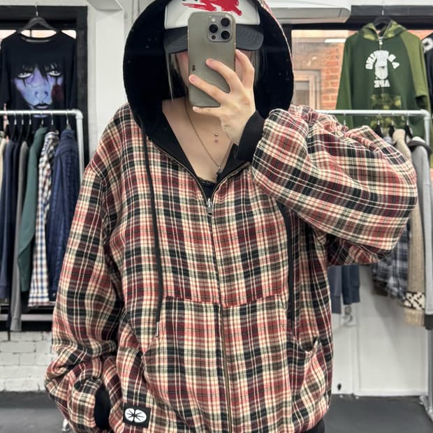 ERTR 리버시블 체크 후드집업