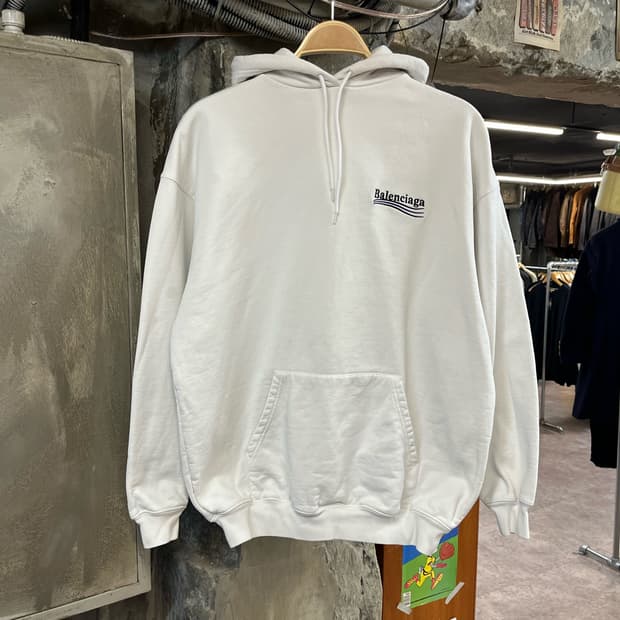 발렌시아가 웨이브로고 후드티 화이트 S  #csz1837