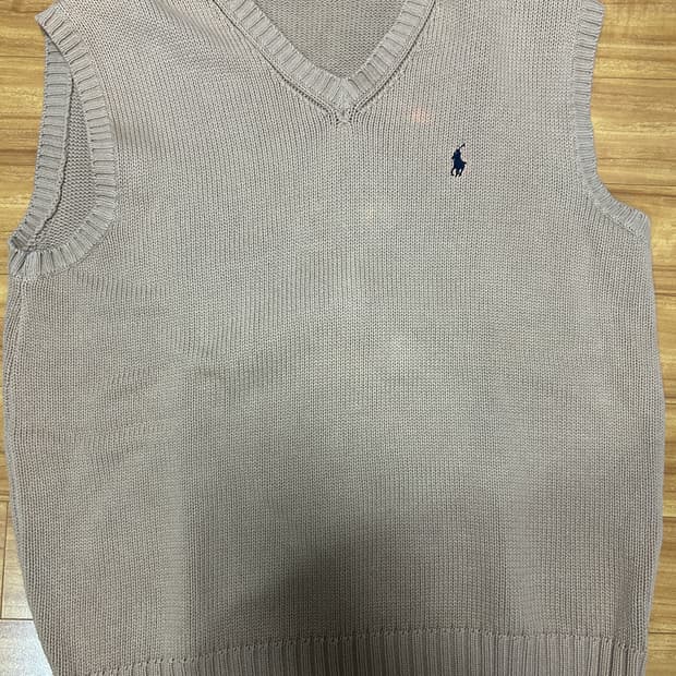 폴로 니트베스트