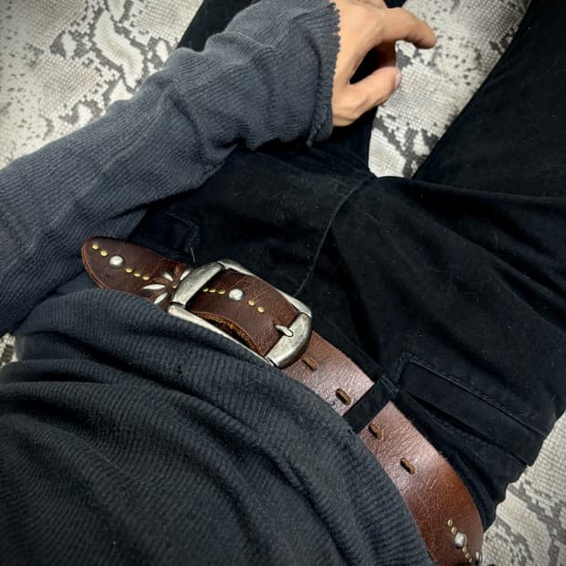 “Vintage” Western Stud Detail Brown Belt