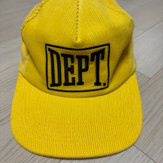 갤러리디파트먼트 DEPT ZYM 로고 모자