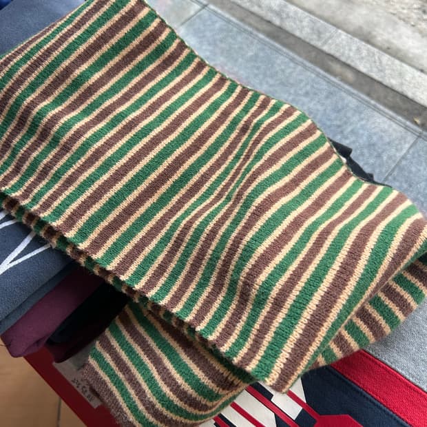 스트라이프 머플러