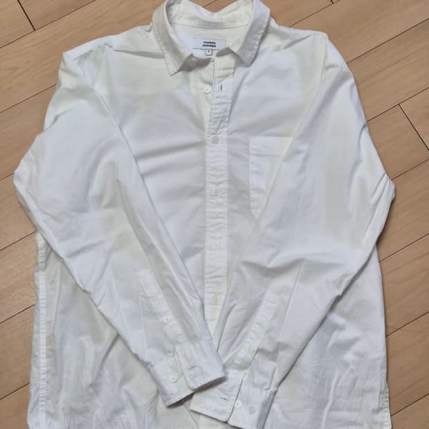 무신사스탠다드 포플린 화이트셔츠