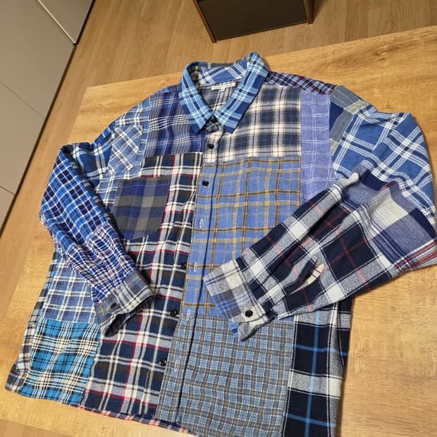 리빌드 바이 니들스 xl 셔츠