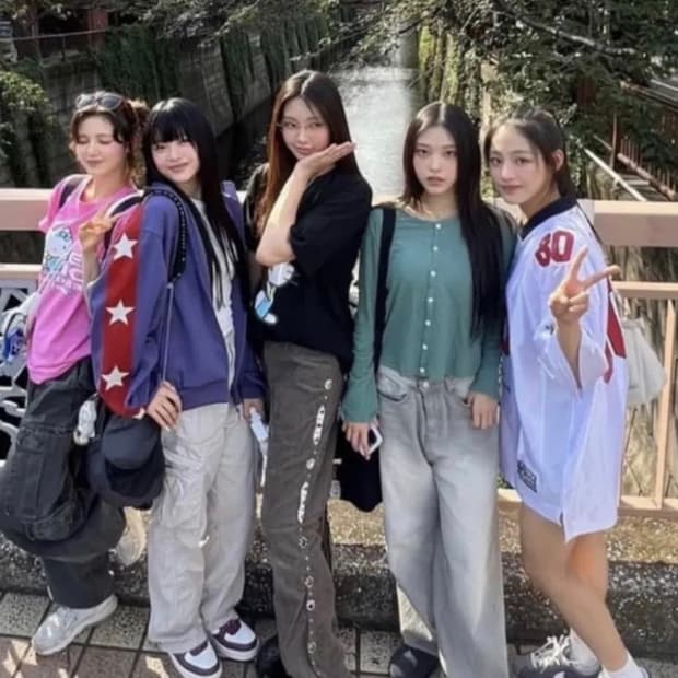 캐피탈 코듀로이 잼스톤 플레어 부츠컷 팬츠 브라운(뉴진스 혜인 착용)