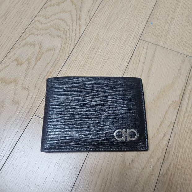 페라가모 정품 남성반지갑
