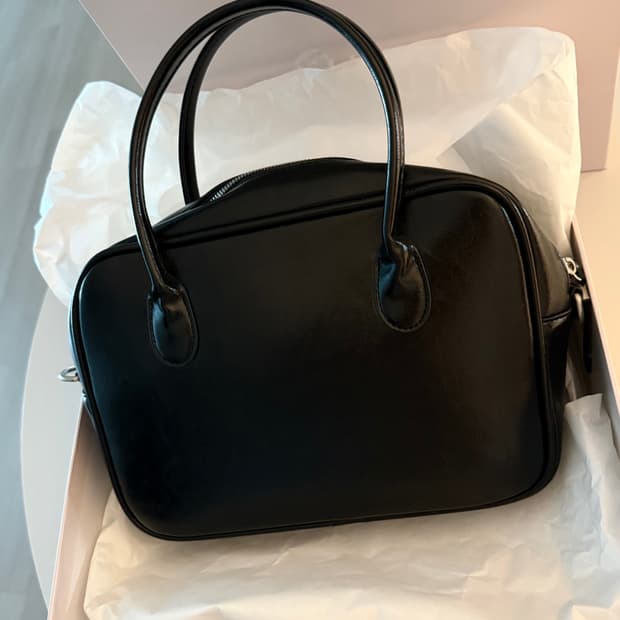 제니/수지가방-니히(NIEEH) 스퀘어백 블랙 일반사이즈 (A급/공홈구매